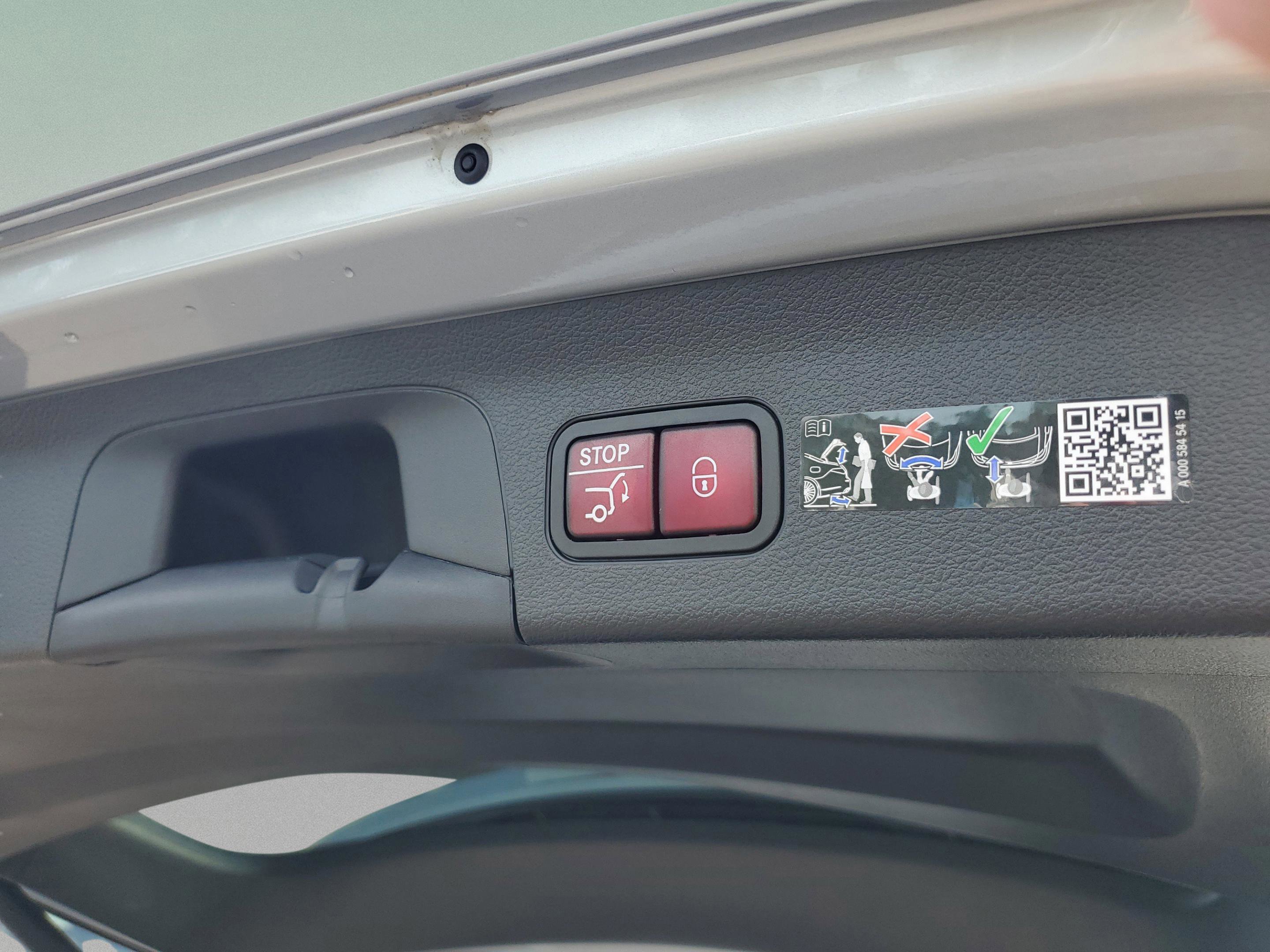 Certified 2026 Mercedes-Benz GLS 450 4MATIC image 7