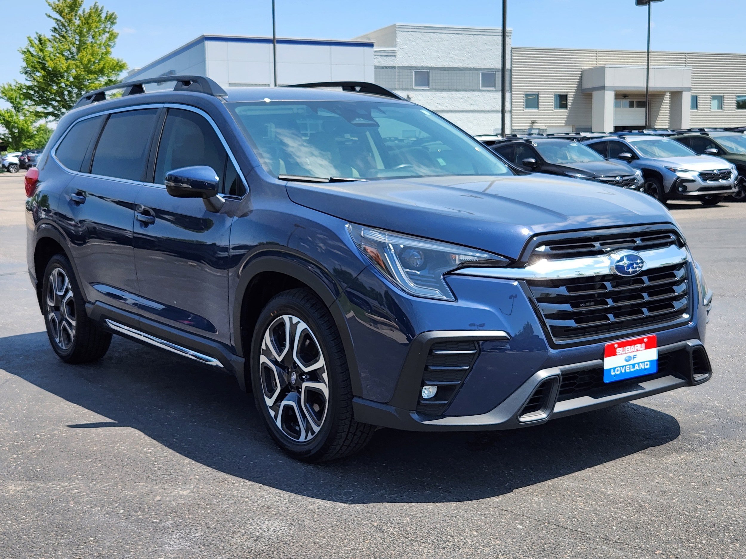 Used 2023 Subaru Ascent Limited AWD/4WD image 4