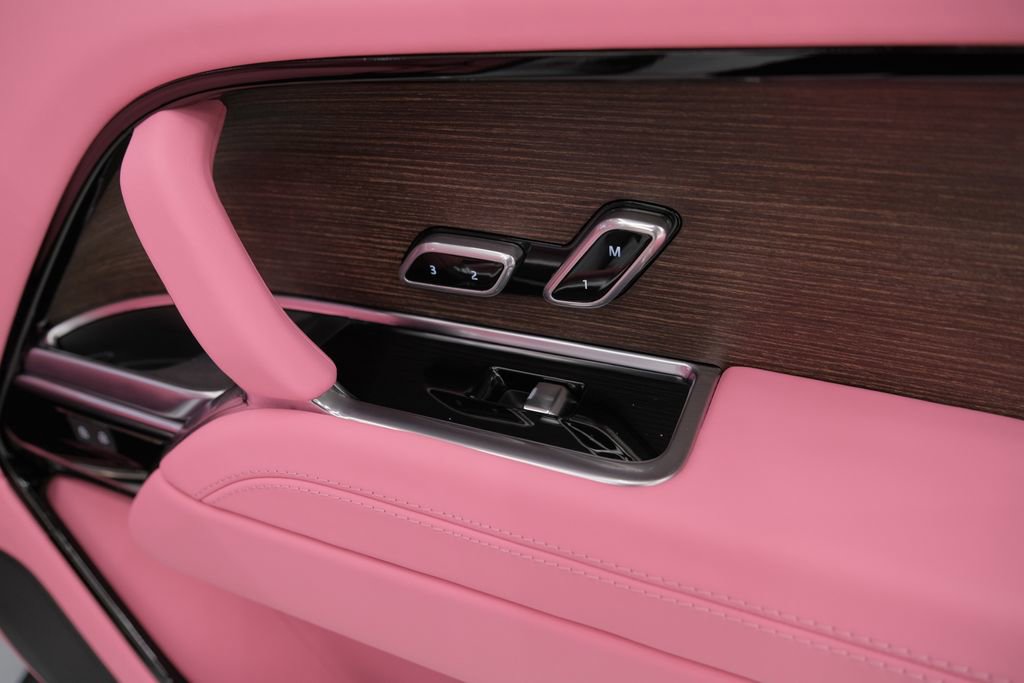 Used 2025 Land Rover Range Rover SE image 43