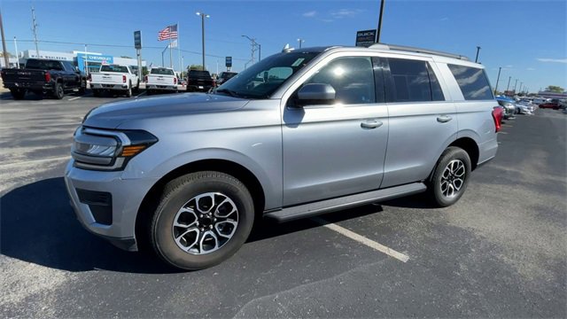 Used 2022 Ford Expedition XLT image 6