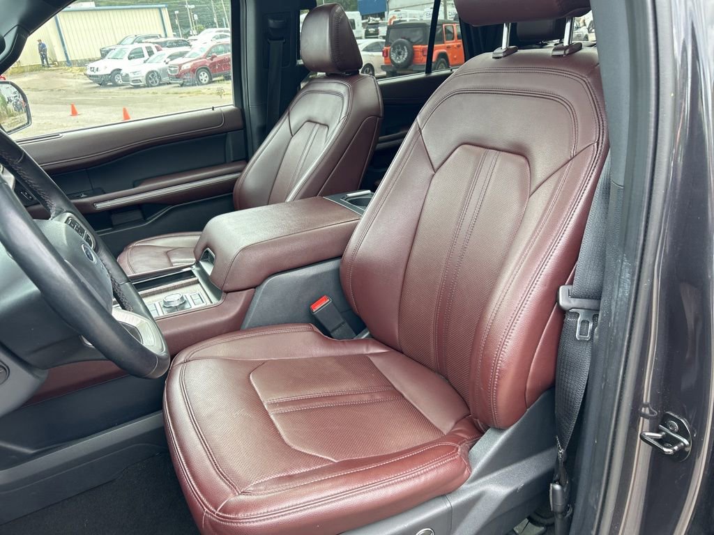 Used 2024 Ford Expedition Max Limited image 12