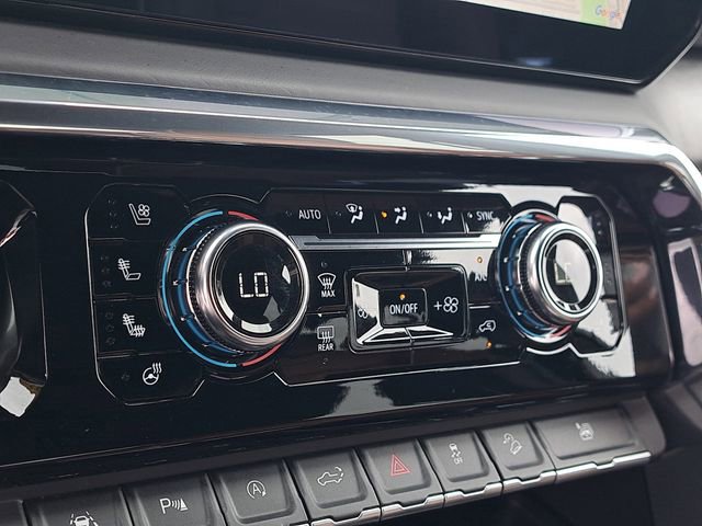 Used 2023 GMC Sierra 1500 Denali Ultimate AWD/4WD image 29