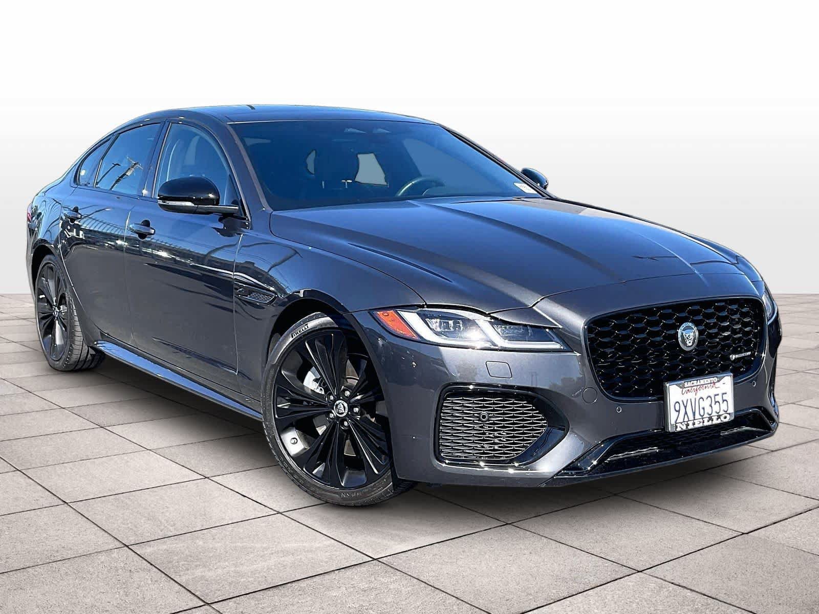 Used 2024 Jaguar XF R-Dynamic SE AWD/4WD image 2