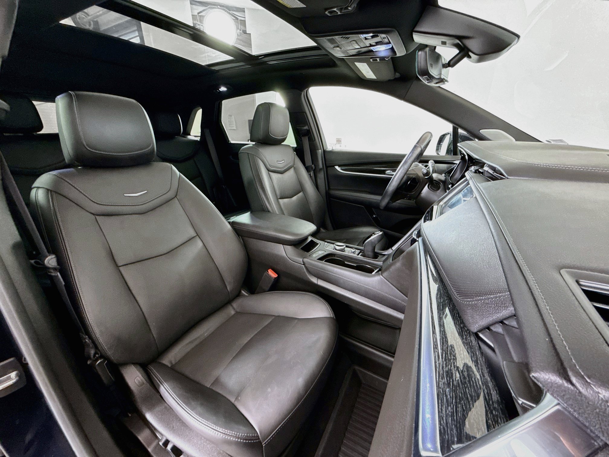 Used 2021 Cadillac XT5 Premium Luxury AWD/4WD image 28