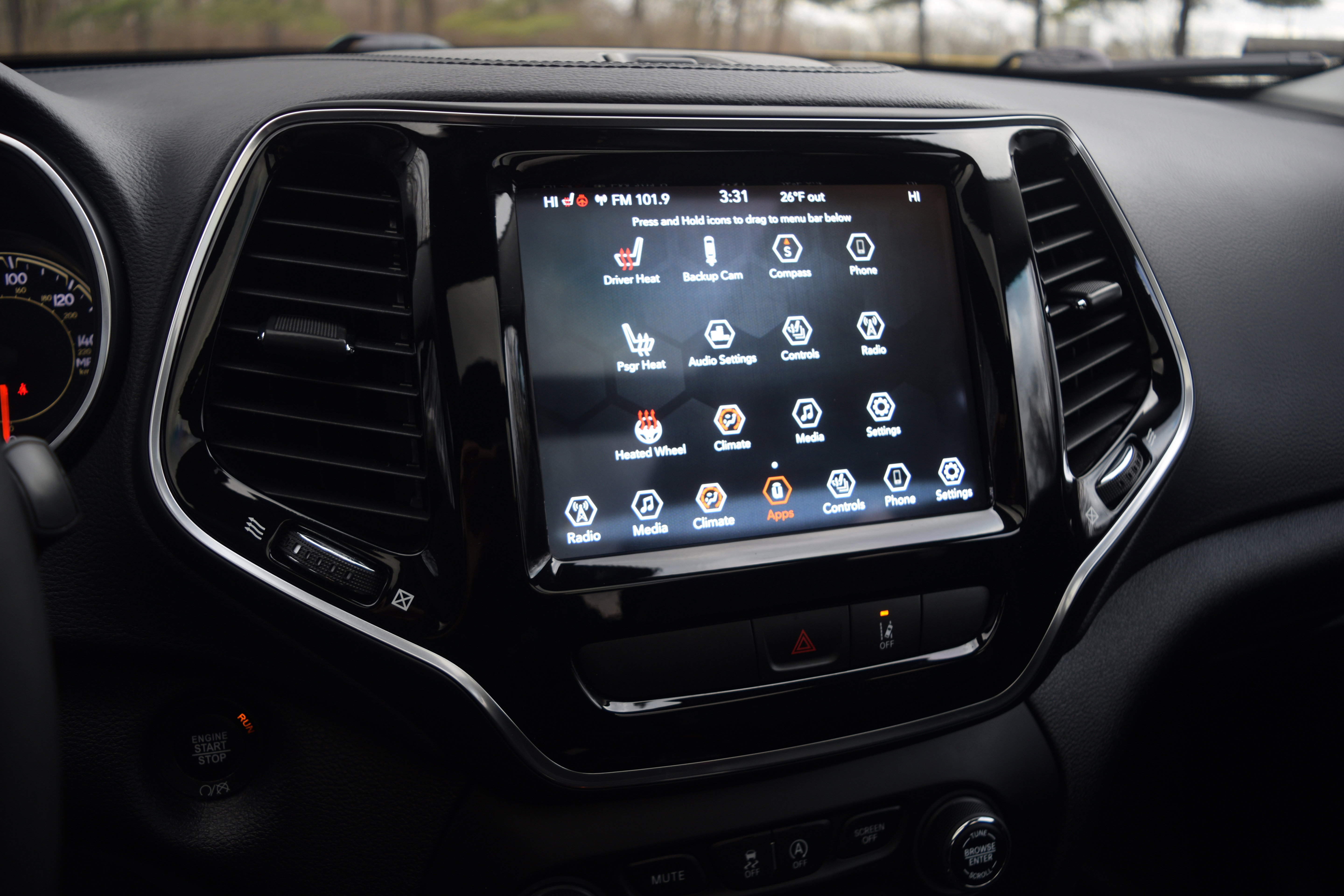 Used 2022 Jeep Cherokee Limited image 9