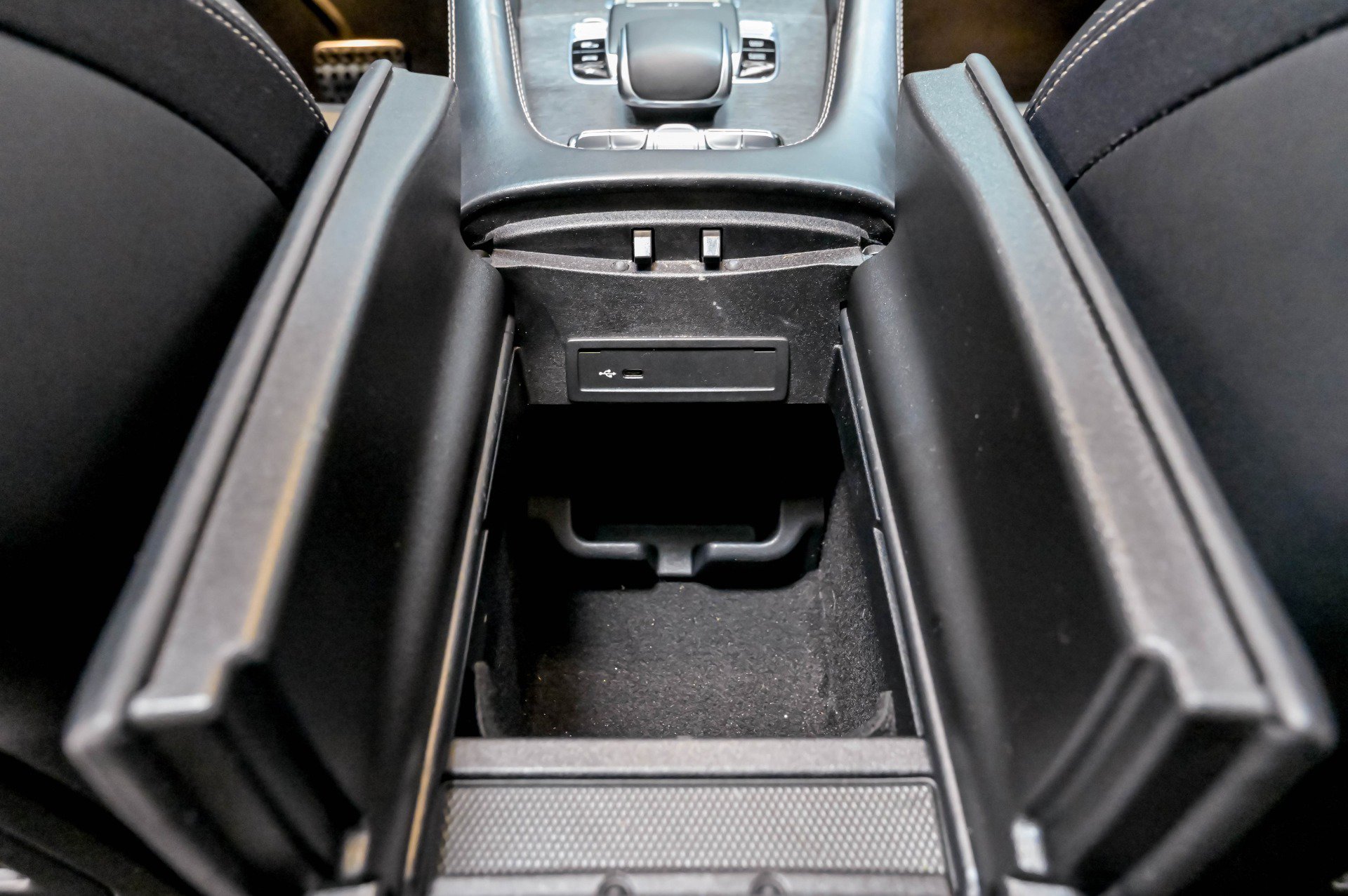 Used 2021 Mercedes-Benz GLS 63 AMG 4MATIC image 36