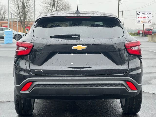 New 2026 Chevrolet Trax LS w/ LS Convenience Package image 28