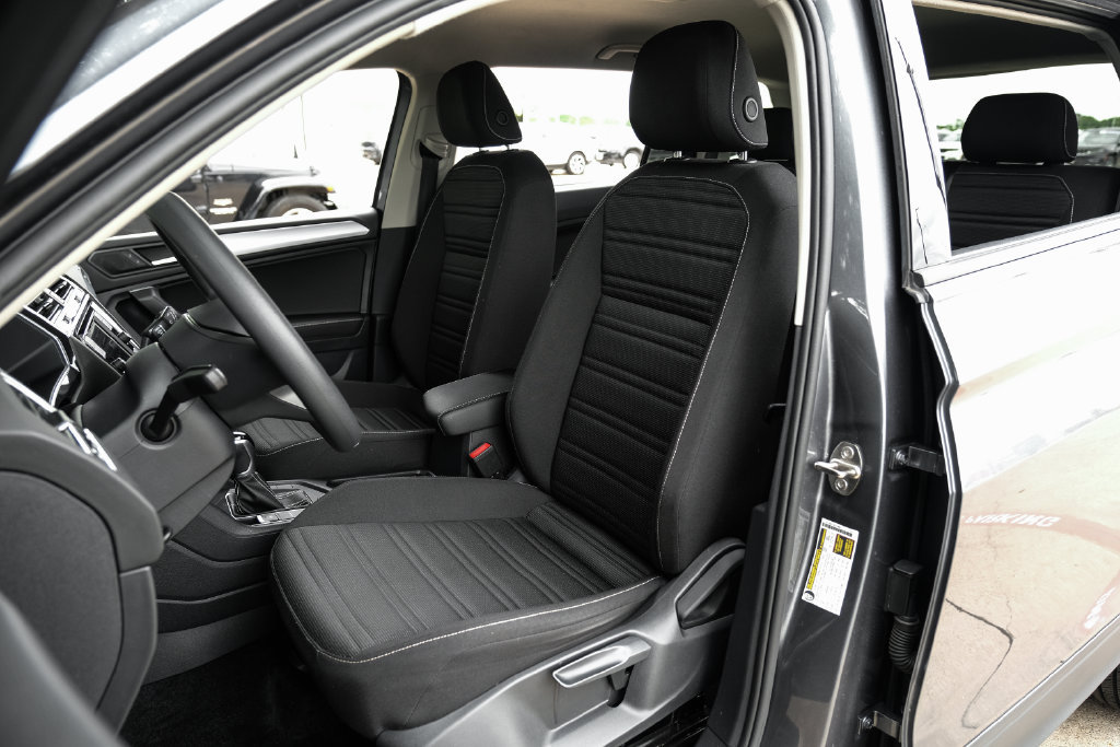 Used 2023 Volkswagen Tiguan S AWD/4WD image 8