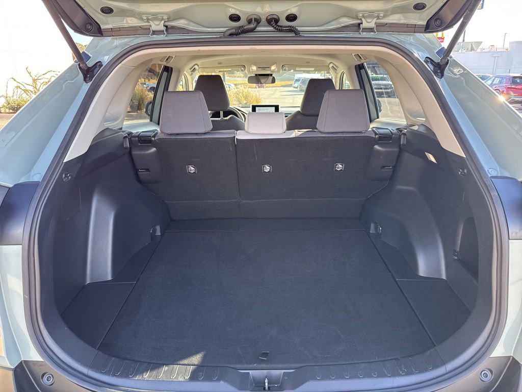 Used 2023 Toyota RAV4 XLE image 7