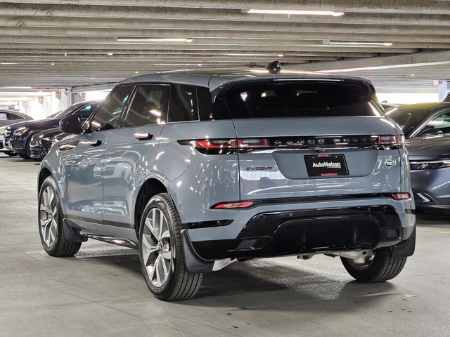 Used 2023 Land Rover Range Rover Evoque R-Dynamic SE image 8