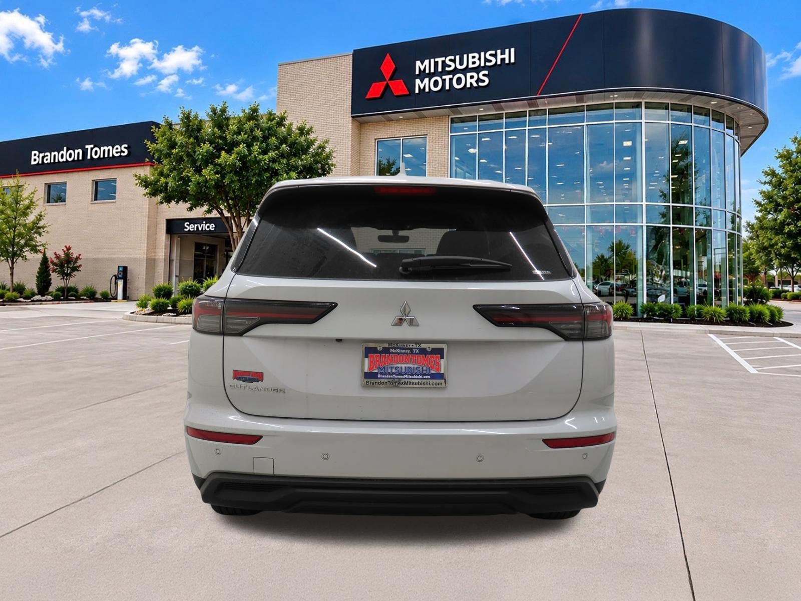 New 2026 Mitsubishi Outlander ES AWD/4WD image 4