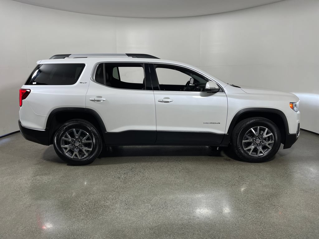 Used 2023 GMC Acadia SLT FWD image 2