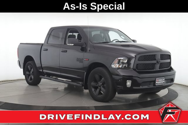 Used 2019 RAM 1500 Classic SLT w/ Black Appearance Group