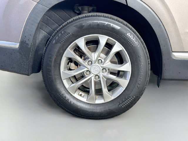 Used 2020 Hyundai Santa Fe SEL w/ Cargo Package FWD image 32