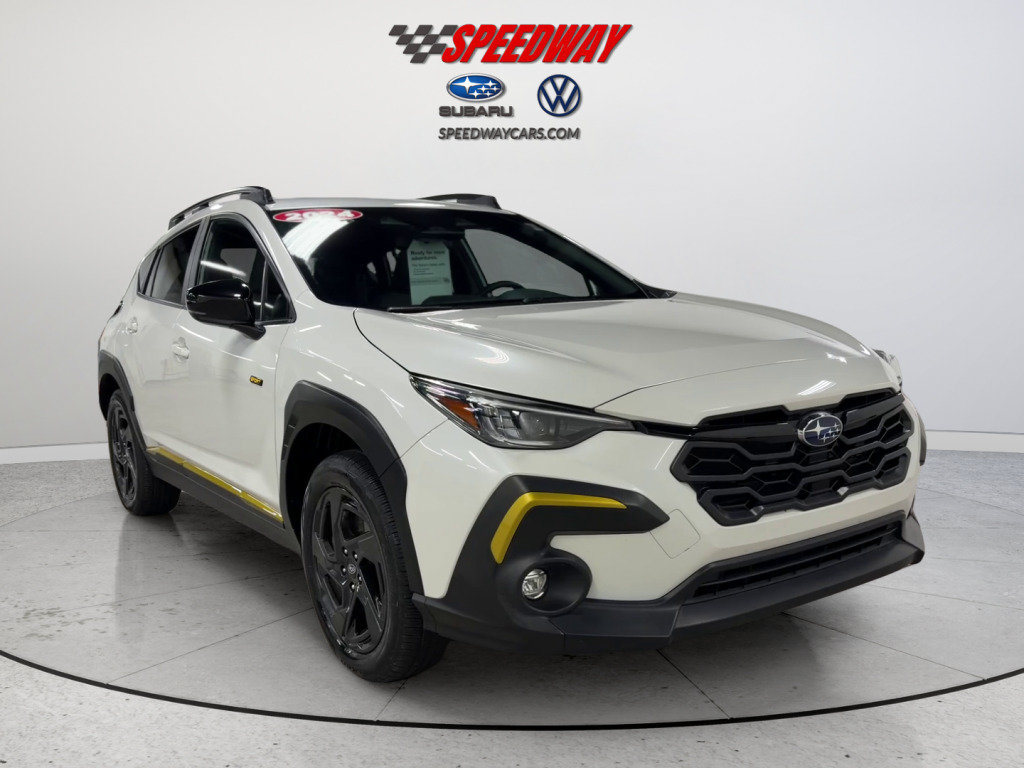 Used 2024 Subaru Crosstrek 2.5i Sport AWD/4WD image 2