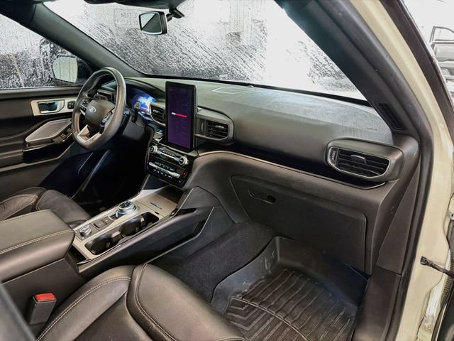 Used 2023 Ford Explorer ST w/ Technology Package AWD/4WD image 12