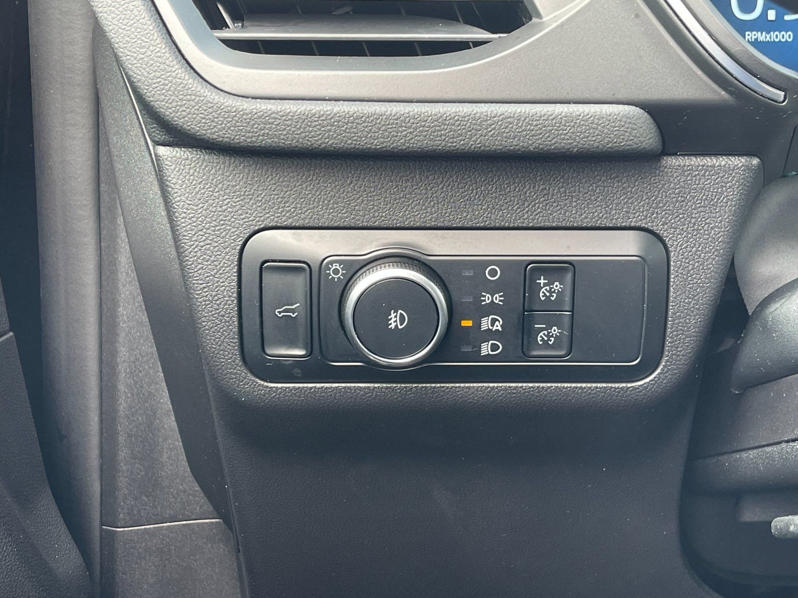 Used 2024 Ford Escape Platinum AWD/4WD image 31