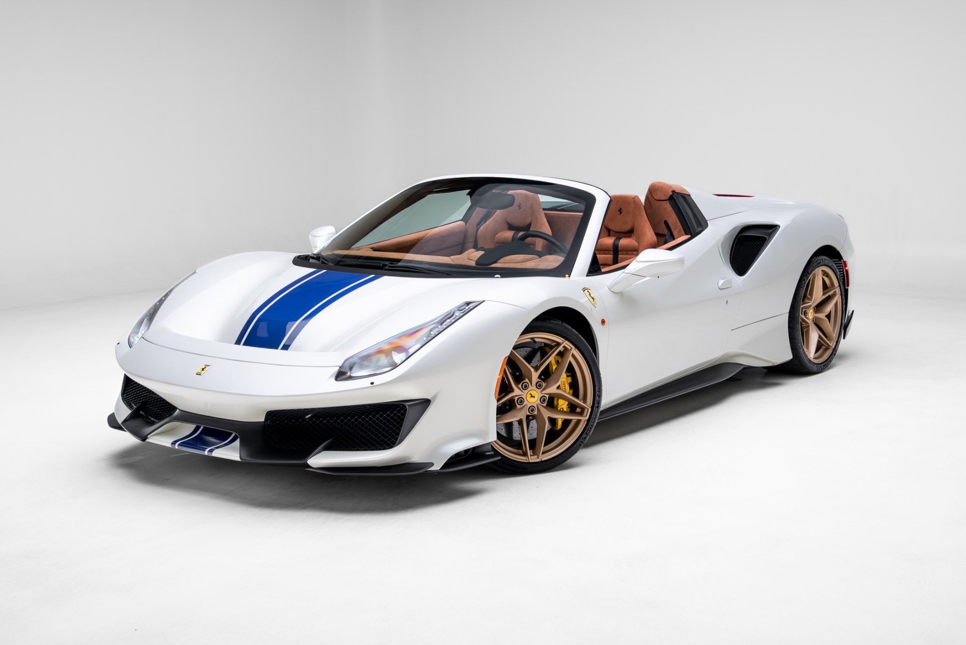 Used 2020 Ferrari 488 Pista image 25