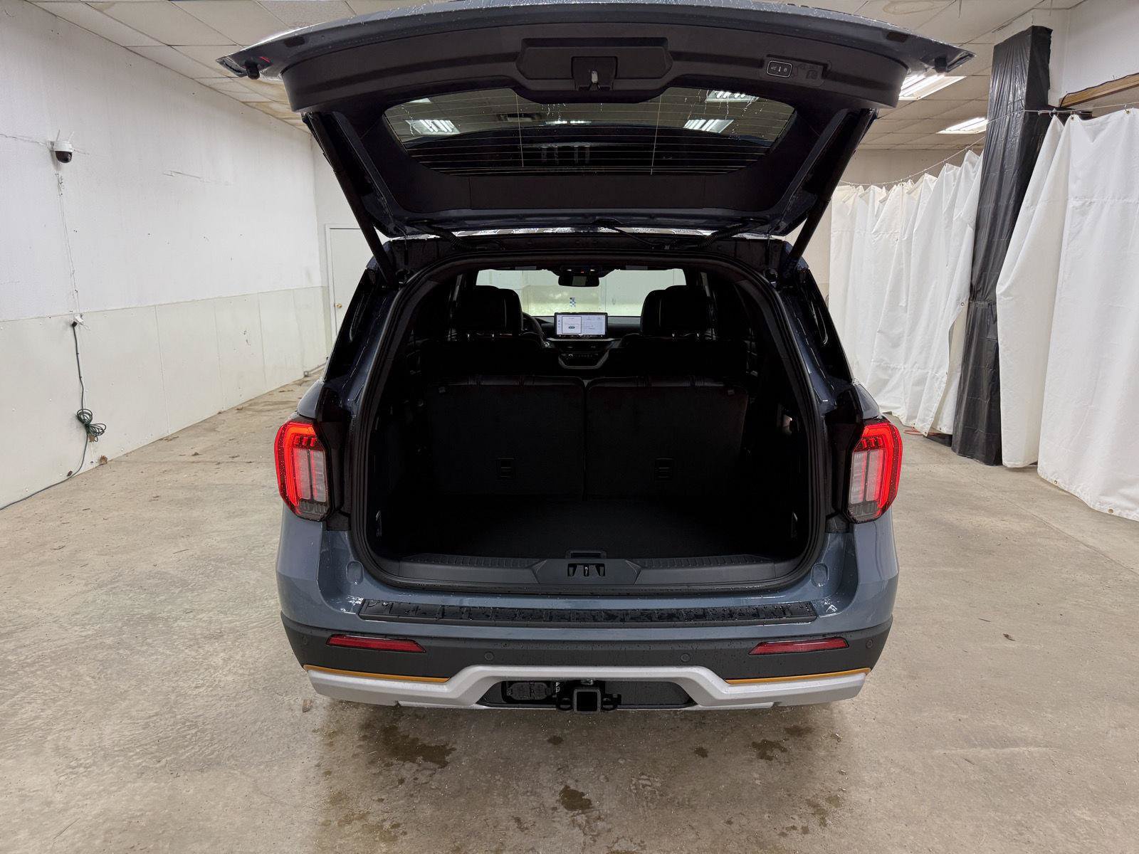 New 2026 Ford Explorer Tremor w/ Tremor Ultimate Package AWD/4WD image 28