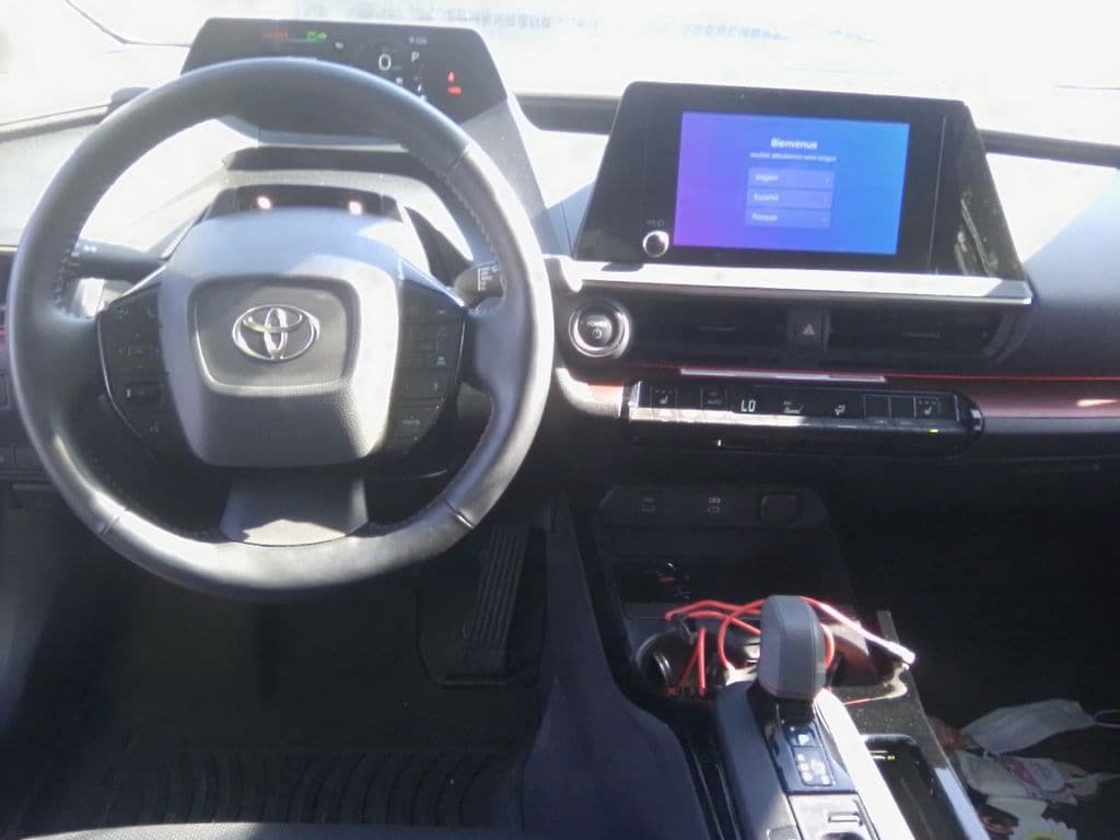 Used 2023 Toyota Prius Prime FWD image 15