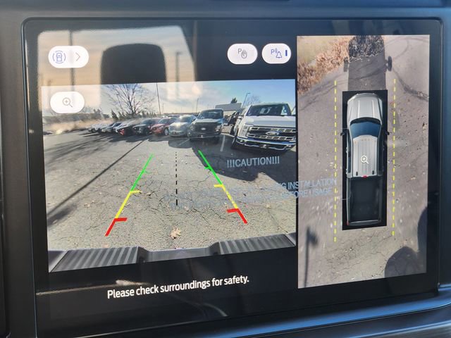 New 2026 Ford F250 Lariat w/ Black Appearance Package image 25