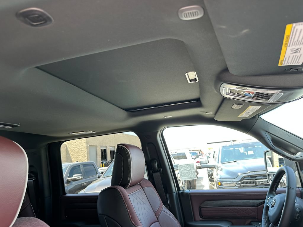 New 2026 RAM 2500 Limited AWD/4WD image 15
