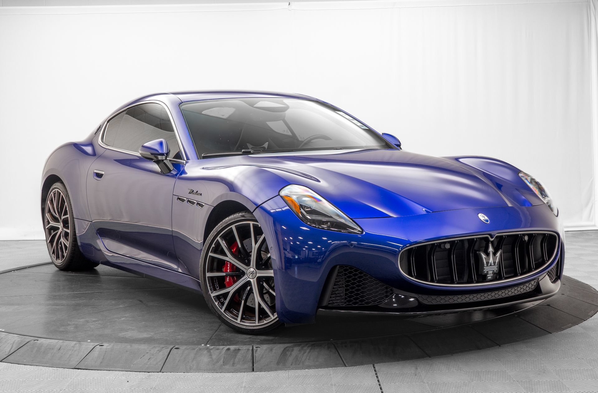 Used 2024 Maserati GranTurismo Modena AWD/4WD image 1
