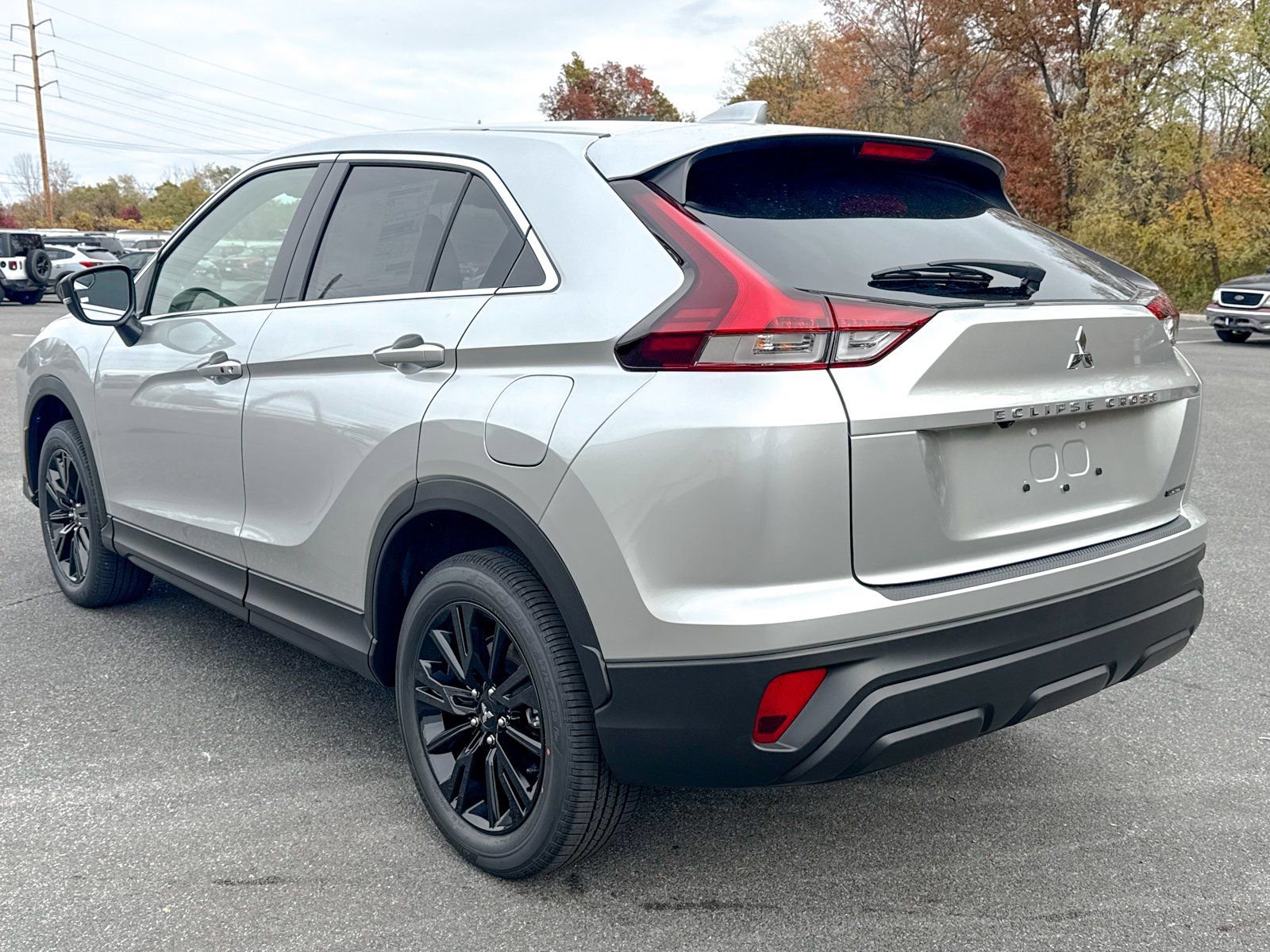 New 2026 Mitsubishi Eclipse Cross LE image 5