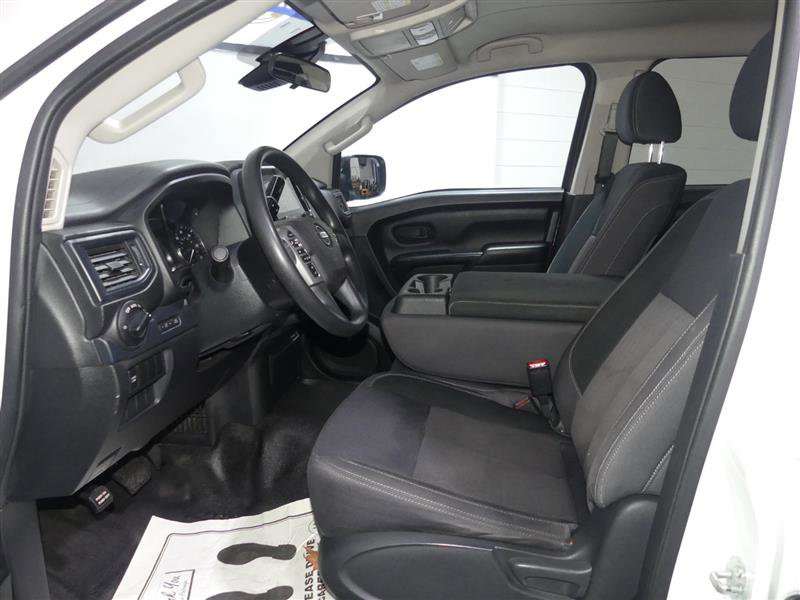 Used 2022 Nissan Titan S w/ S Utility Package image 19