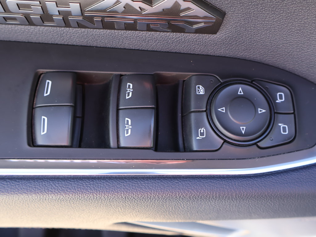 Used 2024 Chevrolet Silverado 1500 High Country w/ High Country Premium Package AWD/4WD image 36