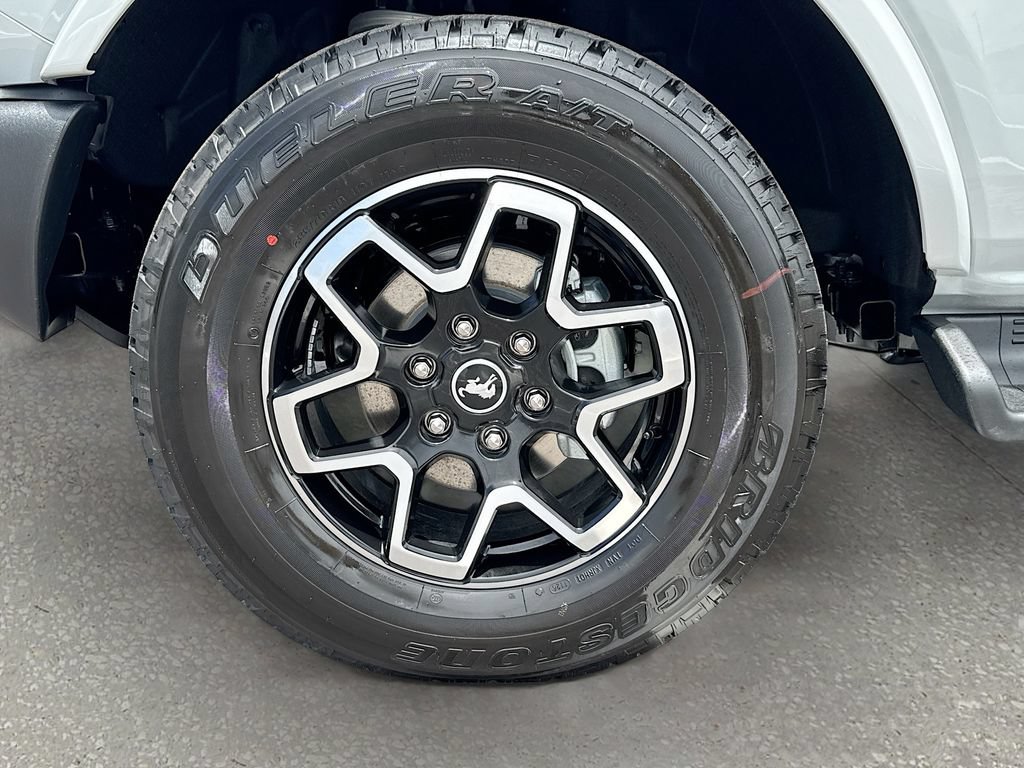New 2026 Ford Bronco Outer Banks AWD/4WD image 33