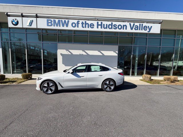 New 2026 BMW i4 xDrive40i w/ Premium Package AWD/4WD image 1