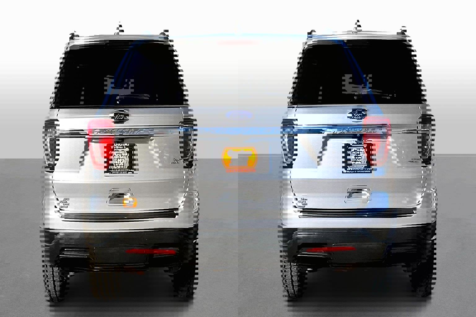 Used 2018 Ford Explorer Base image 4