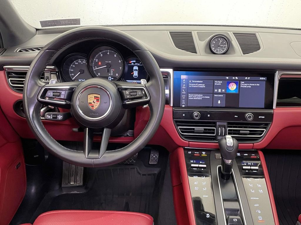 Used 2023 Porsche Macan image 27