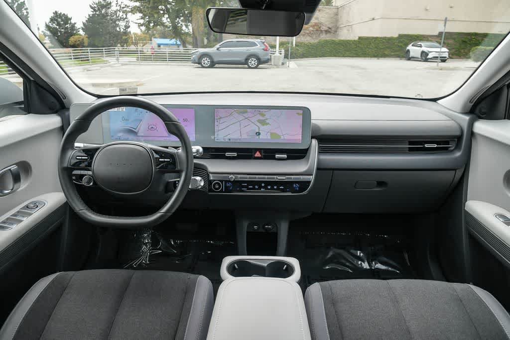 Used 2024 Hyundai Ioniq 5 SE RWD image 15