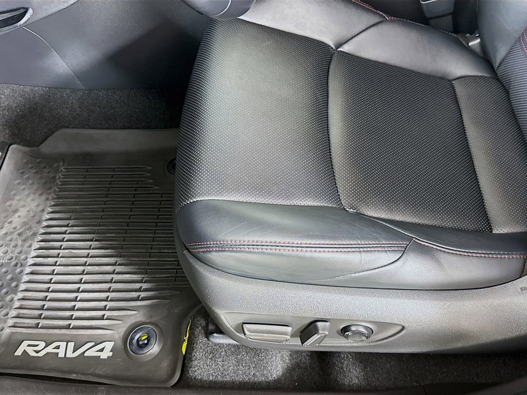 Certified 2021 Toyota RAV4 XSE w/ Premium Package AWD/4WD image 22