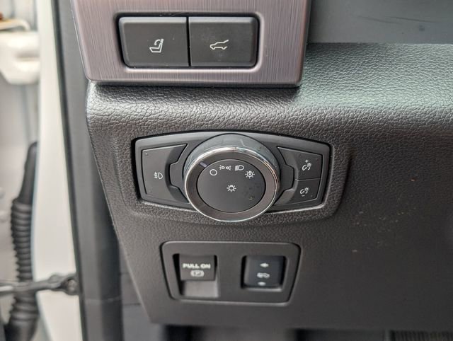 Used 2018 Ford Expedition Max Platinum image 38