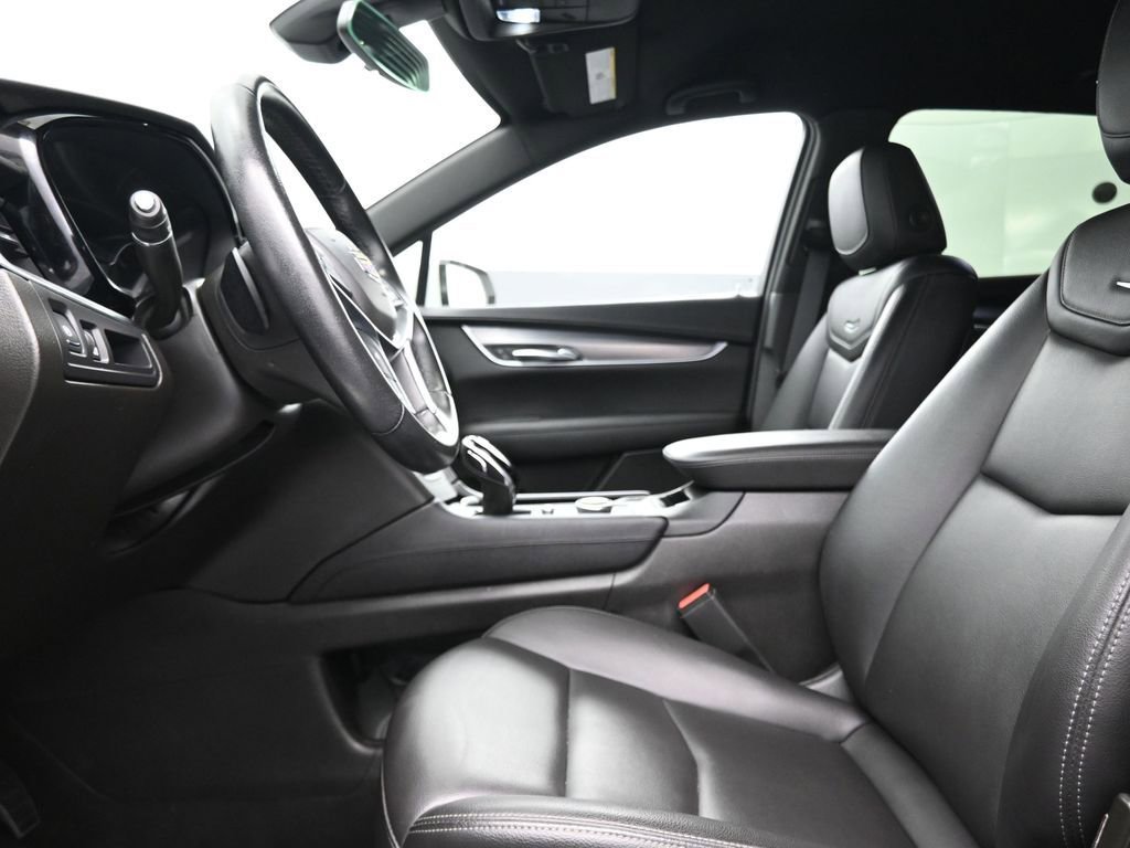 Used 2023 Cadillac XT5 Luxury image 13