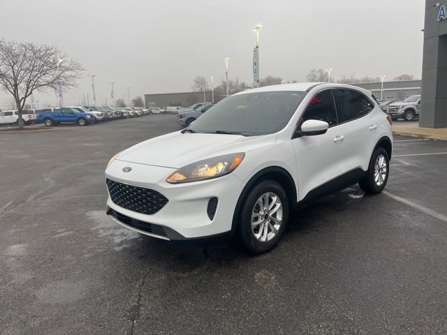 Certified 2021 Ford Escape SE image 2