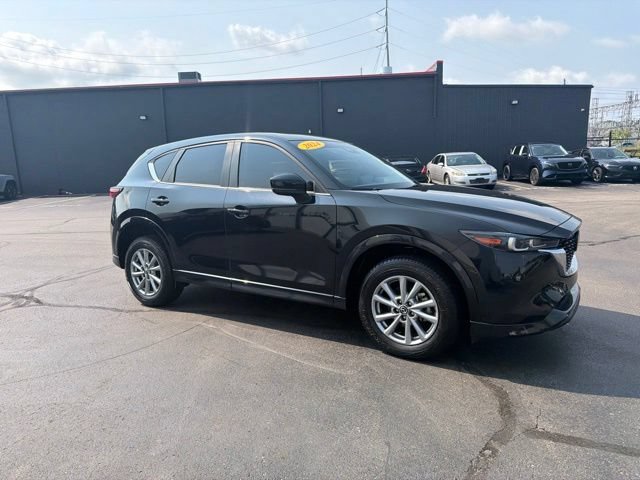 Used 2024 MAZDA CX-5 AWD 2.5 S w/ Preferred Package image 2