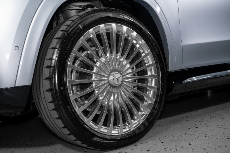 New 2025 Mercedes-Benz Maybach GLS 600 4MATIC image 39
