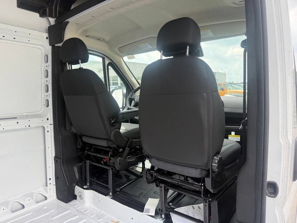 New 2026 RAM ProMaster 2500 w/ Convenience Group FWD image 46