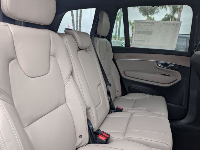 New 2026 Volvo XC90 T8 Ultra w/ Protection Package AWD/4WD image 13