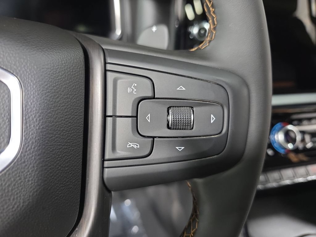 New 2026 GMC Sierra 1500 AT4 w/ AT4 Premium Package AWD/4WD image 17