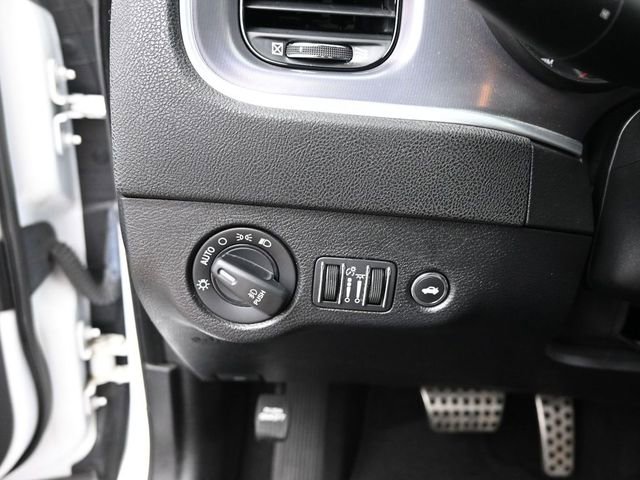 Used 2020 Dodge Charger GT image 33