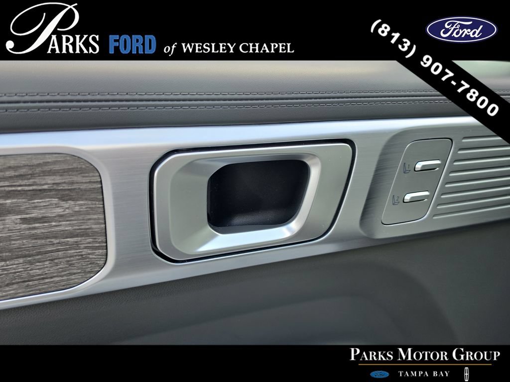 Used 2026 Hyundai Santa Fe Calligraphy FWD image 18