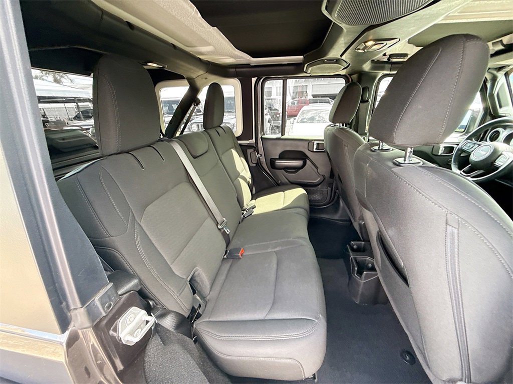 Used 2021 Jeep Wrangler Unlimited Sport image 30