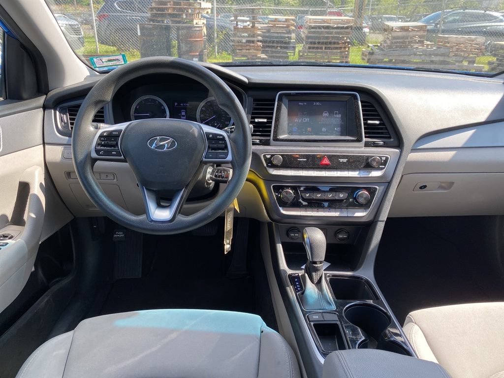 Used 2019 Hyundai Sonata SE FWD image 1