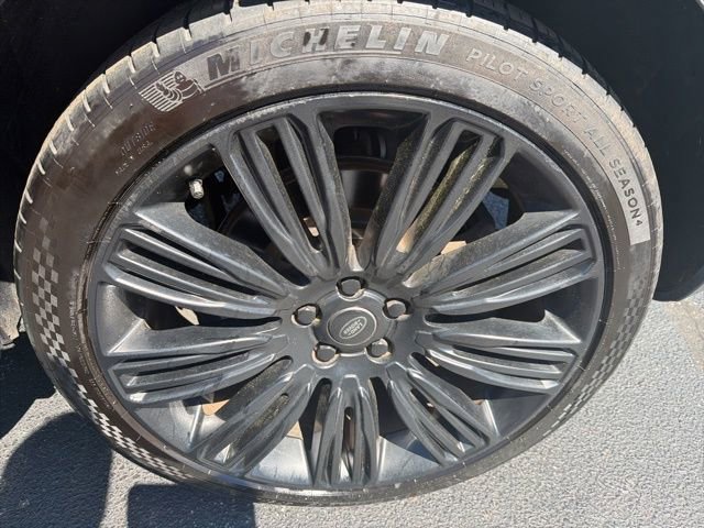 Used 2019 Land Rover Range Rover HSE image 33