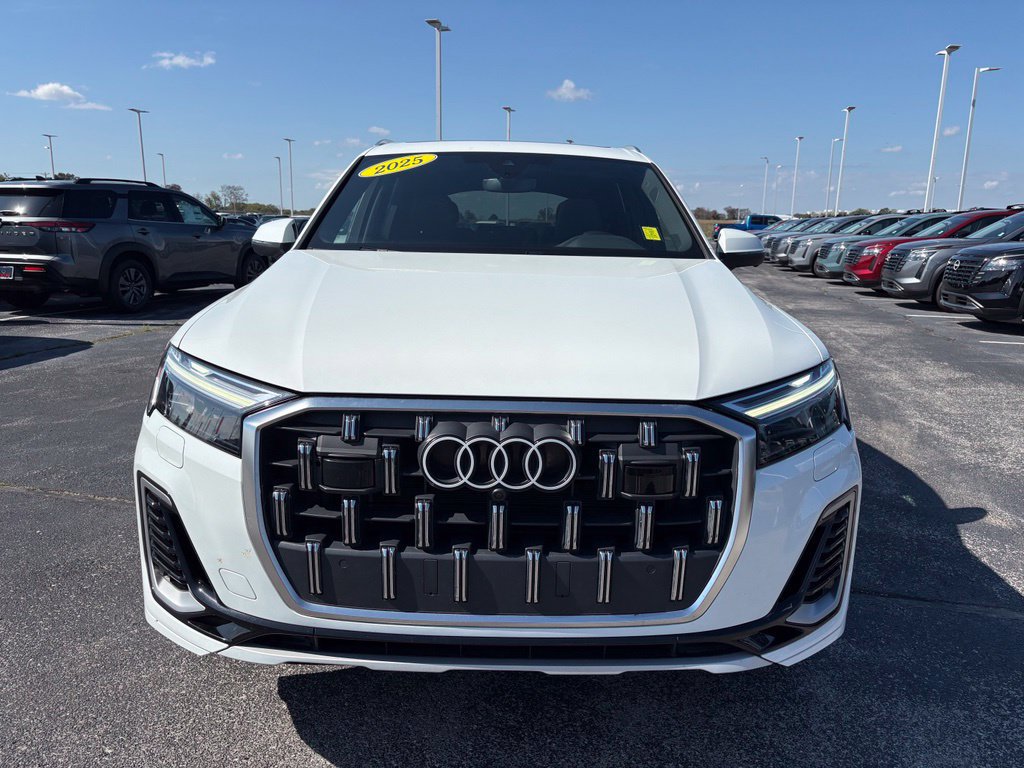 Used 2025 Audi Q7 3.0T Premium Plus AWD/4WD image 10